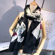구찌 2018 SS 플라워 프린트 여성 머플러