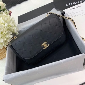 샤넬 2019 SS 퀄팅 체인 로고 크로스백