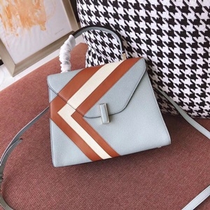 발렉스트라 2019 SS 기하무늬 버클 토트백