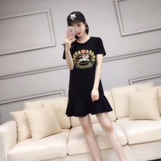 버버리 2019 SS 캐릭터 로고 자수 여성 원피스