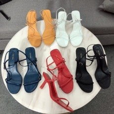 더 로우 2019 SS 버클 끈장식 여성 샌들