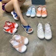 프라다 2019 SS 투톤 로고패치 여성 샌들