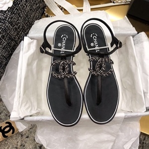 샤넬 2019 SS 체인 CC로고 여성 쪼리