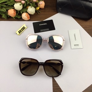 샤넬 2019 SS 캐릭터 여성 선글라스