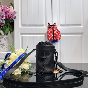 루이비통 2019 SS 미니 초코 나노백 M44631