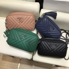 샤넬 2019 SS 퀄팅 체인 카메라 크로스백
