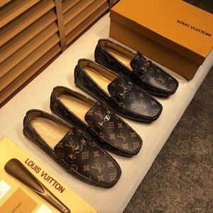 루이비통 2019 SS 모노그램 금속버클 남성 슈즈