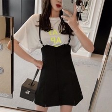 막스마라 2019 SS 캐릭터 반팔티 멜빵 치마 여성 세트