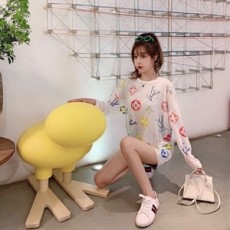 루이비통 2019 SS 모노그램 여성 긴팔티