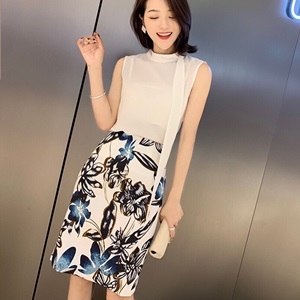 디올 2019 SS 민소매 블라우스 캐릭터 스커트 여성 세트