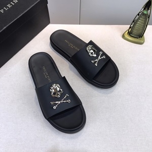 필립플레인 2019 SS 캐릭터 금속로고 남성 슬리퍼