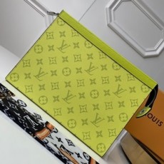 루이비통 2019 SS 포쉐트 보야주 클러치백 M61692