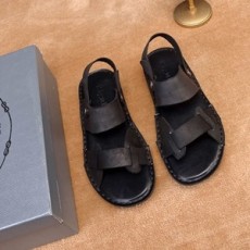 프라다 2019 SS 스터드 가죽패치 남성 샌들