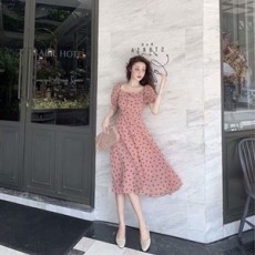 미우미우 2019 SS 땡땡이 단추장식 복고풍 여성 원피스