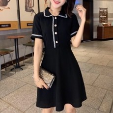 샤넬 2019 SS 단추장식 줄무늬 여성 원피스