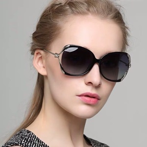 까르띠에 2019 SS 캐릭터 로고 여성 선글라스