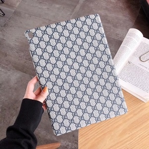 구찌 루이비통 2019 SS 캐릭터 아이패드 케이스