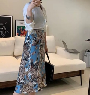 디앤지 2019 SS 카라 블라우스 러플 치마 하객룩 여성 세트