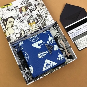 프라다 2019 SS 사피아노 프린트 카드지갑 2MO004