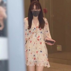 미우미우 2019 SS 끈리본 퍼프 긴팔 하객룩 여성 원피스