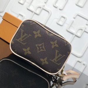 루이비통 2019 SS 모노그램 와피티 케이스 M58030