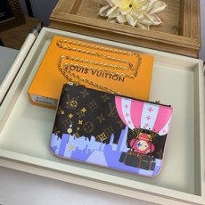 루이비통 2019 SS 모노그램 포쉐트 캐릭터 더블 집 M67561