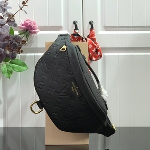 루이비통 2019 SS 앙프렝뜨 범백 힙색 M44812