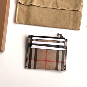 버버리 2019 SS 체크무늬 카드지갑 40421621