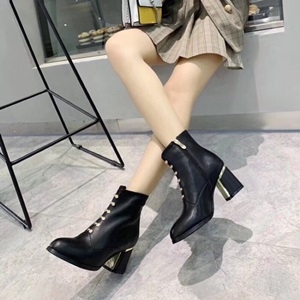 샤넬 2019 SS 지퍼 금속장식 여성 쇼트부츠