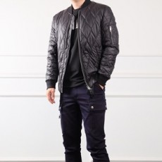 버버리 2019 SS 지퍼포켓 누빔 남성 패딩
