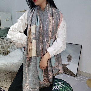 에르메스 2019 SS 캐릭터무늬 로고 여성 머플러