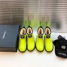 샤넬 2020 SS 퀄팅 패치로고 여성 쇼트부츠