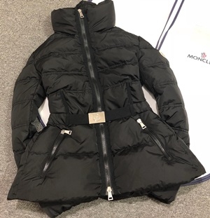 몽클레어 2020 SS 주름 벨트 여성 반패딩