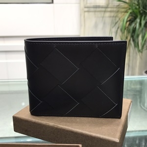 보테가 2020 SS 꼬임가죽 지퍼돌이 반지갑