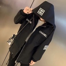 샤넬 2020 SS 포켓 후드 패치로고 여성 자켓