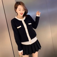샤넬 2020 SS 니트 가디건 주름치마 여성 세트