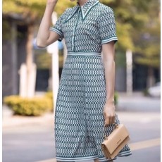 구찌 2020 SS 캐릭터 카라 여성 원피스