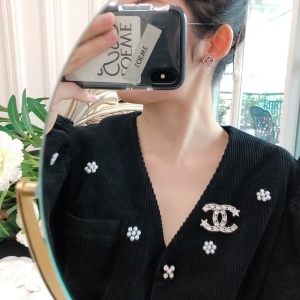 샤넬 2020 SS 큐빅 귀걸이 브로치