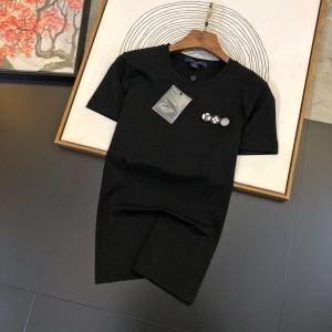 루이비통 2020 SS 캐릭터 패치로고 남성 반팔티