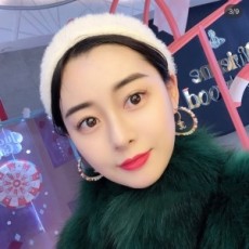 샤넬 2020 SS 진주장식 큐빅 체인 귀걸이