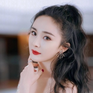피아제 2020 SS 큐빅장식 캐릭터 귀걸이