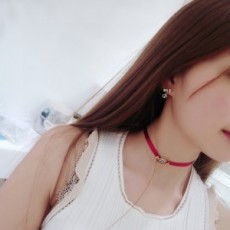디올 2020 SS 로고 리본장식 귀걸이