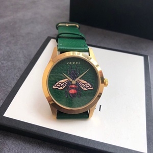 구찌 2019 SS 벌캐릭터 그린골드 시계