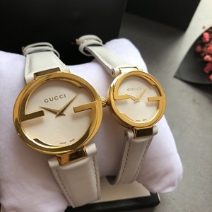 구찌 2019 SS GG로고 가죽줄 전지현시계