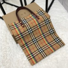 버버리 2020 SS 빈티지 체크무늬 캔버스 쇼핑백