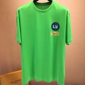 루이비통 2020 SS 캐릭터 패치 남성 반팔티