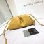 보테가 2020 SS 더 파우치 스몰 크로스백 커스텀급