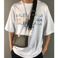 발렌시아가 2020 SS 로고 프린트 남성 반팔티