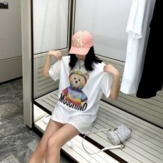 모스키노 2020 SS 캐릭터 프린트 여성 반팔티