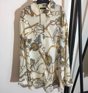 베르사체 2020 SS 캐릭터 프린트 여성 긴팔 셔츠